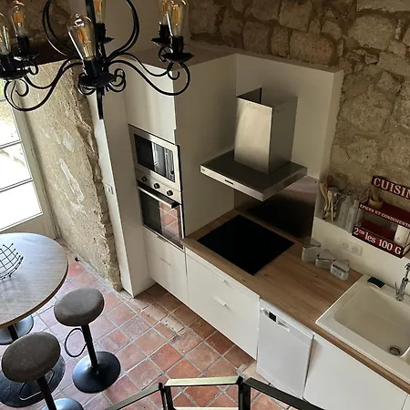 Un Petit Chateau
