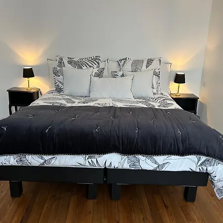 Bed & Breakfast Un Petit Chateau
