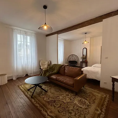 Un Petit Château Couette-café 3*