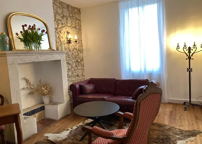 Bed & Breakfast Un Petit Chateau Lauzun