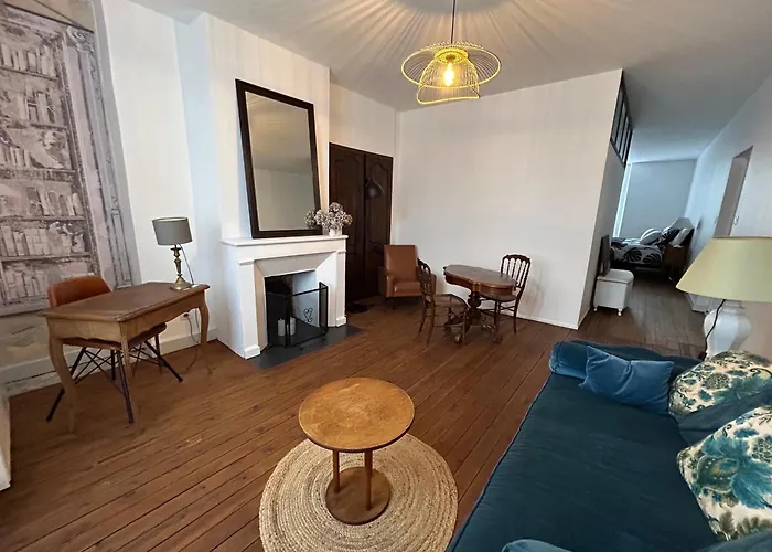 Bed & Breakfast Un Petit Chateau Lauzun