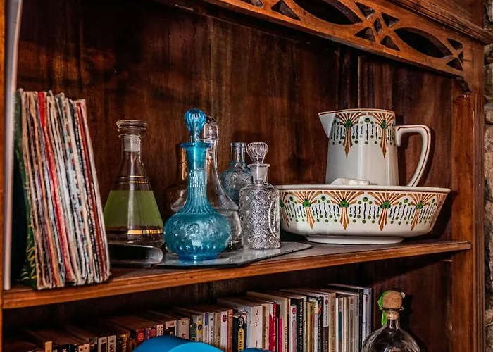 Un Petit Chateau Lauzun