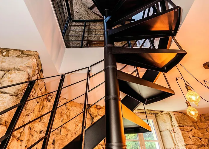 Un Petit Chateau Bed & Breakfast