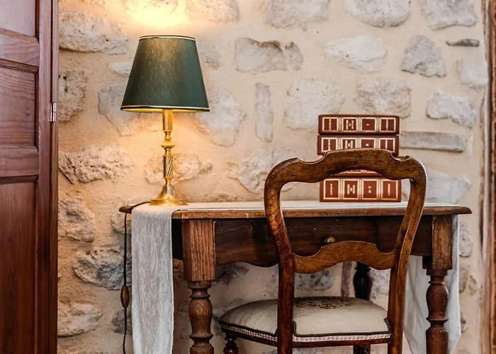 Bed & Breakfast Un Petit Chateau 3*